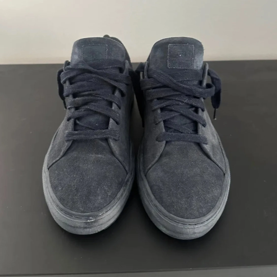 Mörkblå mocka sneakers J.lindeberg - 90