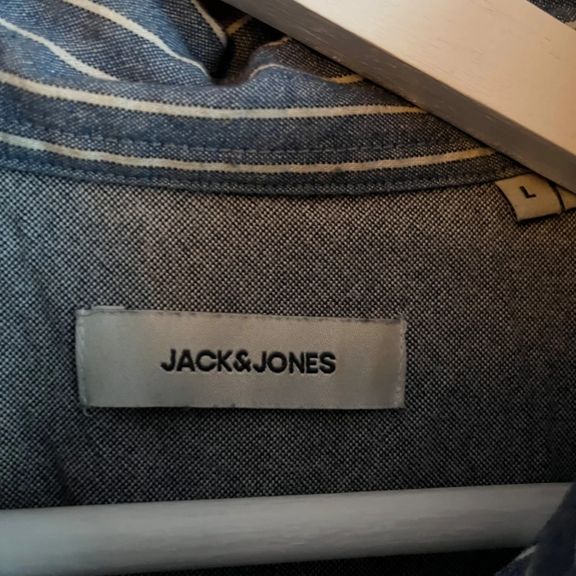 Randig skjorta från Jack & Jones - 1