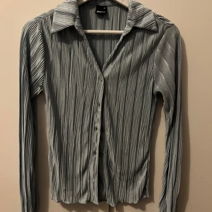 Festtopp - Snygg festtopp sparsamt använd