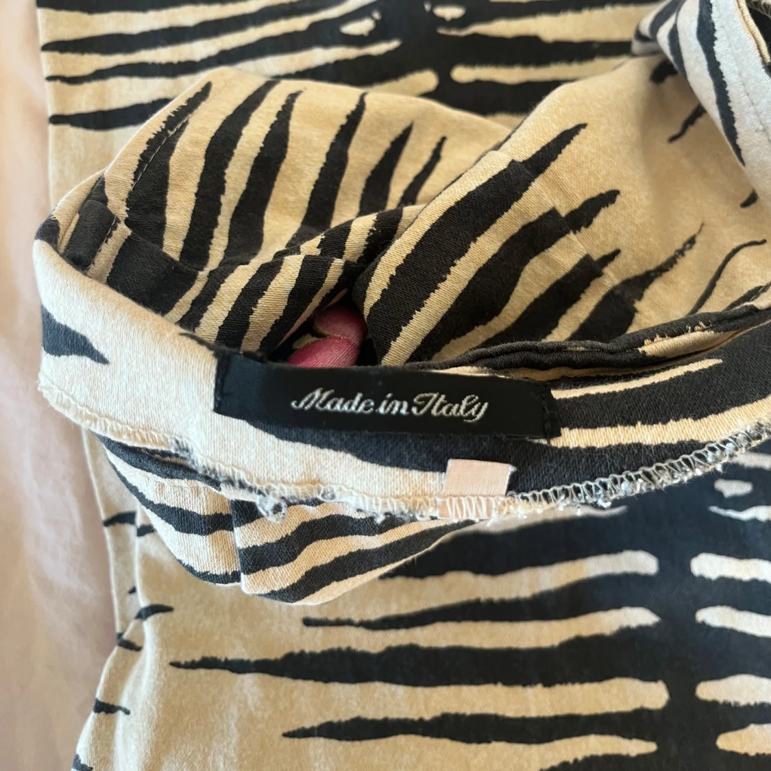 Mönstrade byxor med blommor - 2