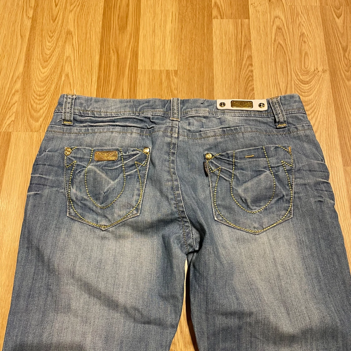 Lågmidjade bootcut jeans - 2