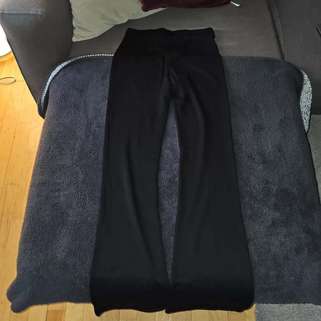 Svarta byxor från Amisu - 1