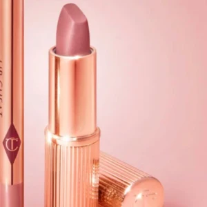 Charlotte tillbury - Nytt Charlotte tillbury läppstift i färgen pillow talk💄