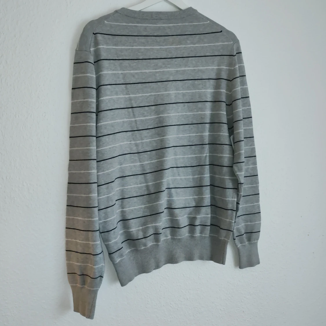 Grå randig tröja från Boomerang - 1