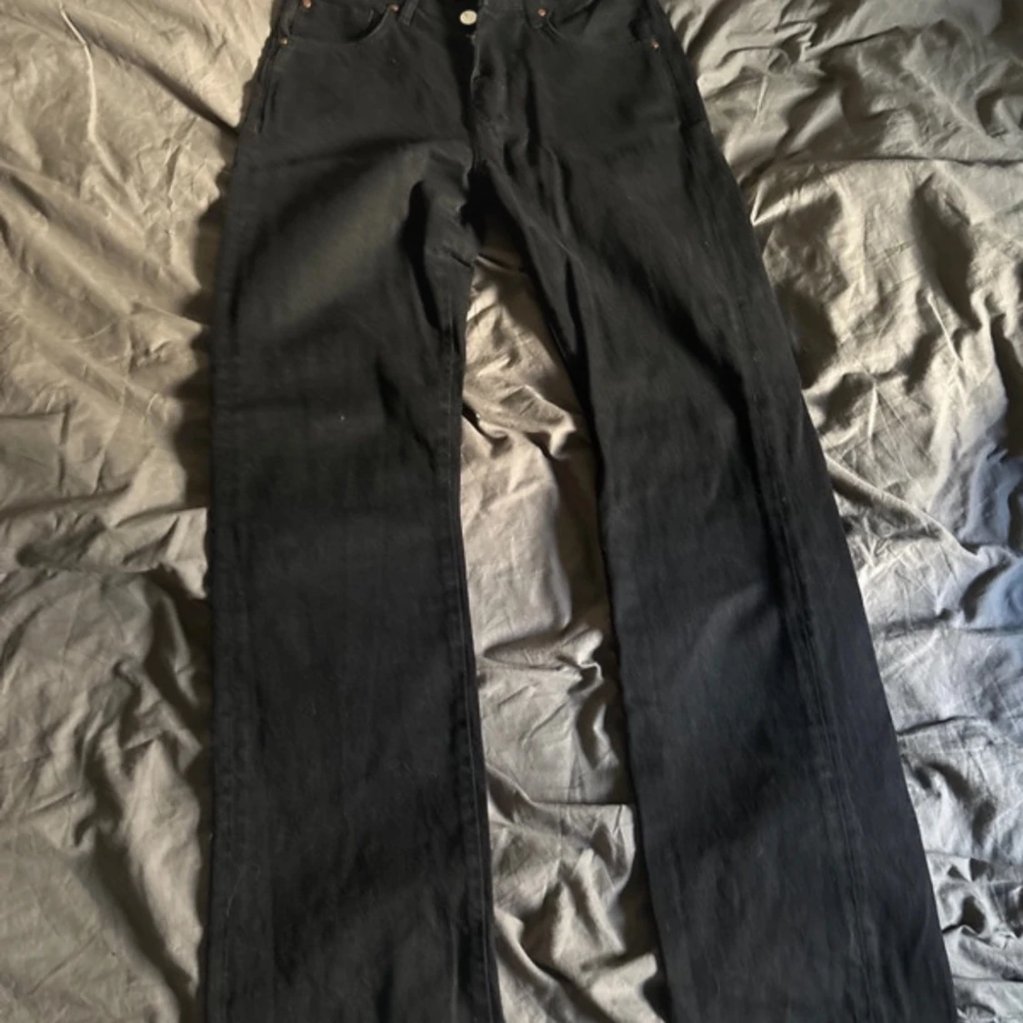 Svarta jeansbyxor - 2