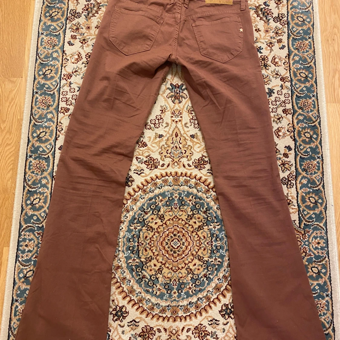 Bruna lowwaisted bootcut byxor från Twenty Easy🤎🥥 💕💗💓 - 90