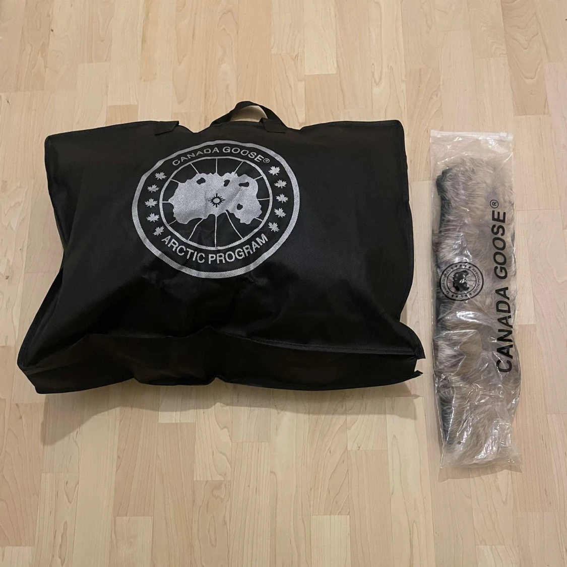 Svart dunjacka från Canada Goose - 90