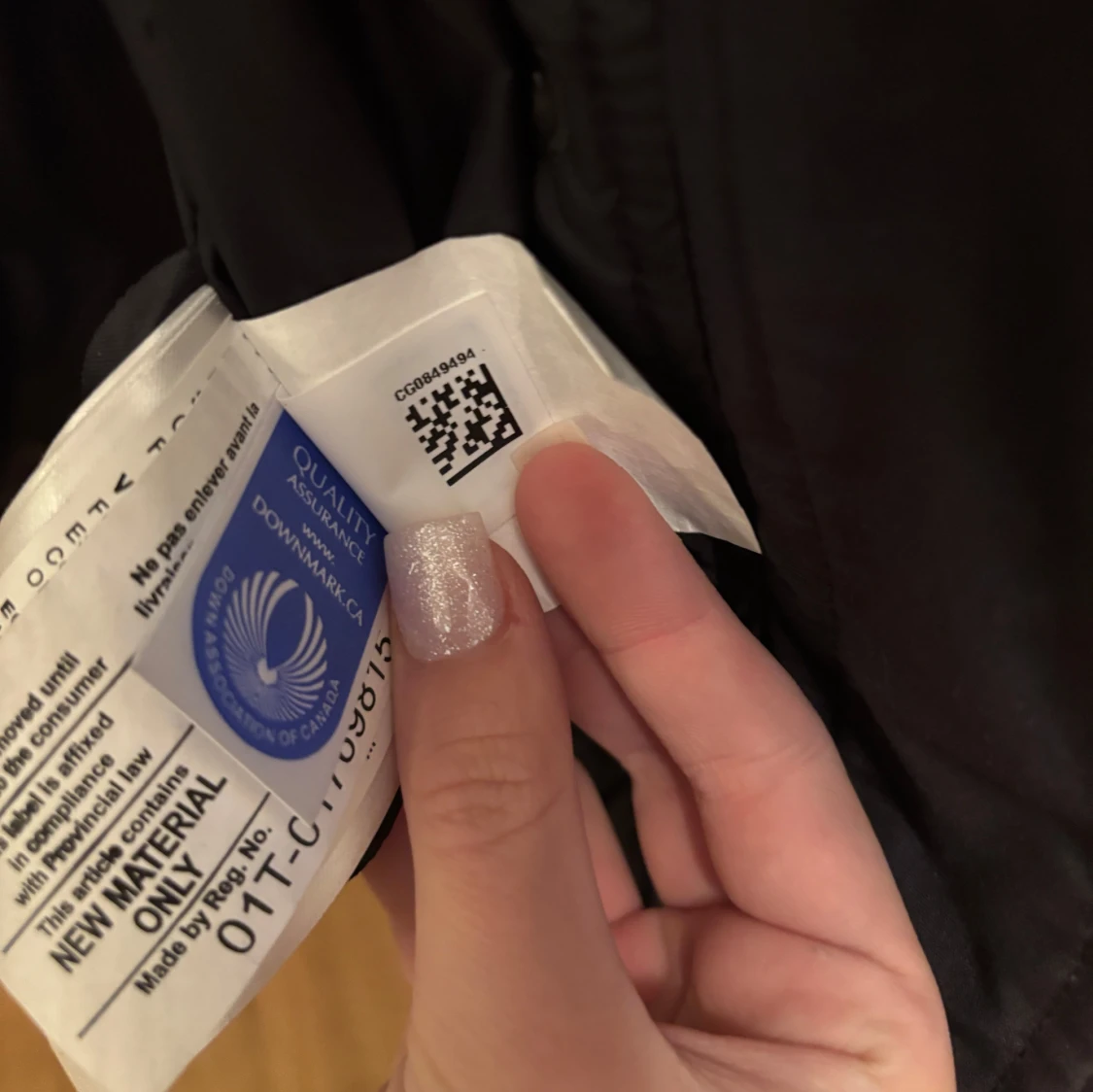 Svart dunjacka med päls från Canada Goose - 2