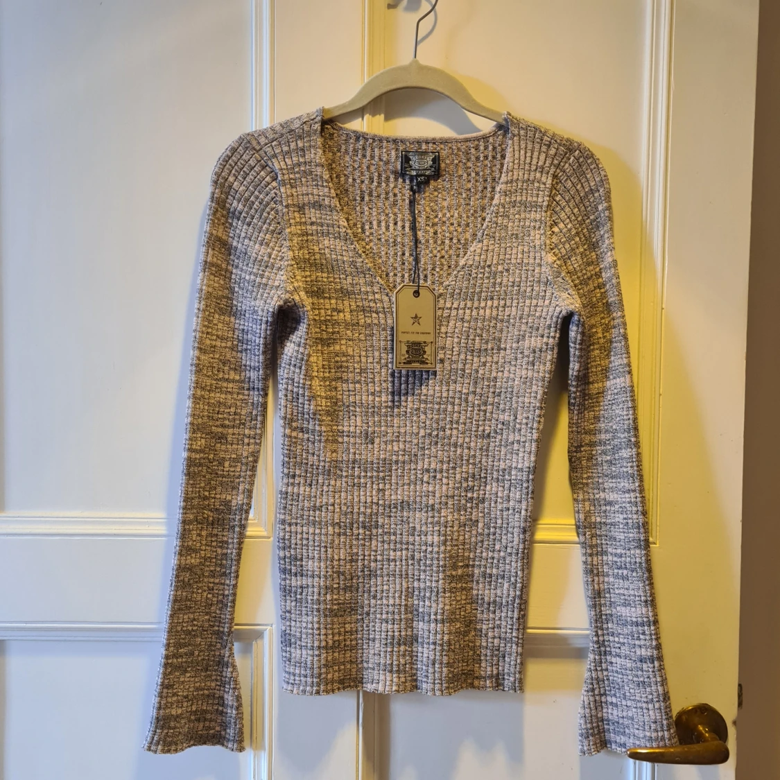 Ribbad tröja från Crocker