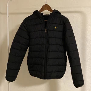 Vår/Höstjackan   - Bra skick