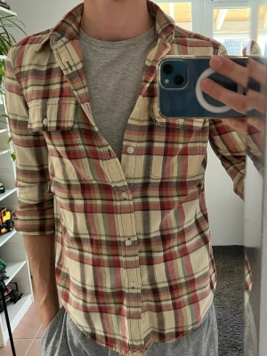 Ralph Lauren flanell skjorta  - Väldigt snygg flanellskjorta i storlek S från Ralph lauren 