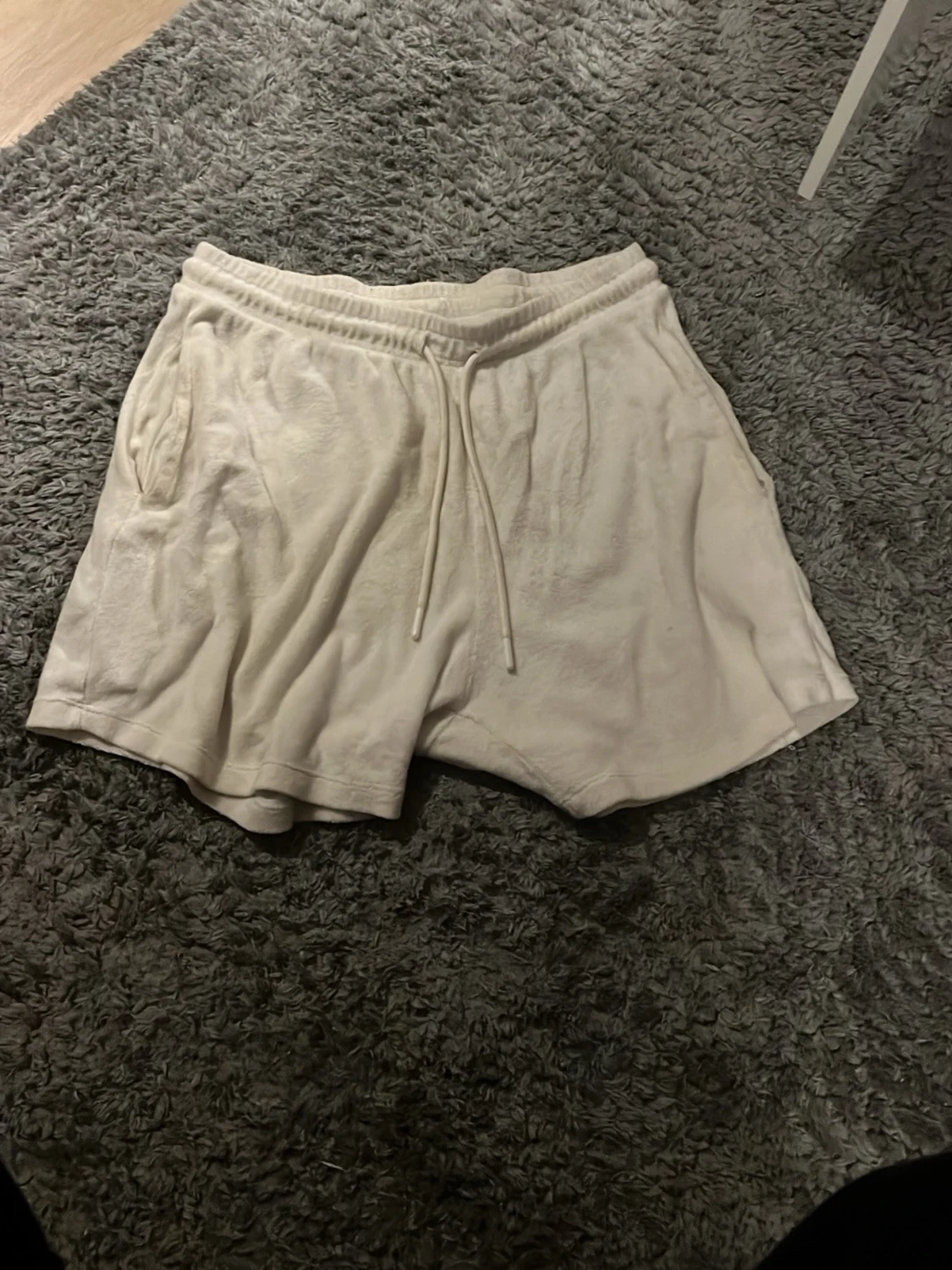 3 par short med snören och ett par utan  - 3