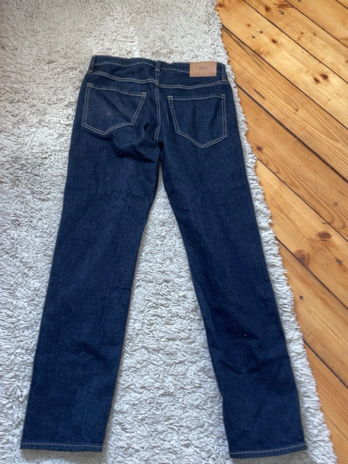 Mörkblå raka jeans 31/32 - 2