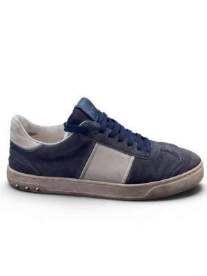 Valentino skor - | Valentino Flycrew | | Okej skick | Storlek: 43 | Nypris: ≈ 8000 Kr | Mitt pris: 1499 Kr | Inget ingår | Fraktar via PostNord eller InstaBox på köparens bekostnad | Pris kan diskuteras vid snabb affär! 