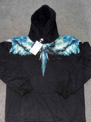 Marcelo Burlon - Säljer en fet Marcelo burlon! Storlek:M | Skick; 10/10 | äkta!!!