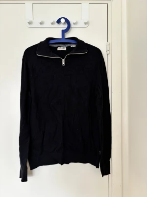 Jack & Jones half zip - Jack & Jones half zip använd fåtal gånger
