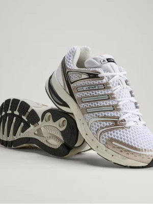 Vita Adidas adiSTAR sneakers 5 - Snygga vita Adidas adiSTAR sneakers med mesh-överdel och detaljer i silver och beige. Helt oanvända med kartongen kvar!