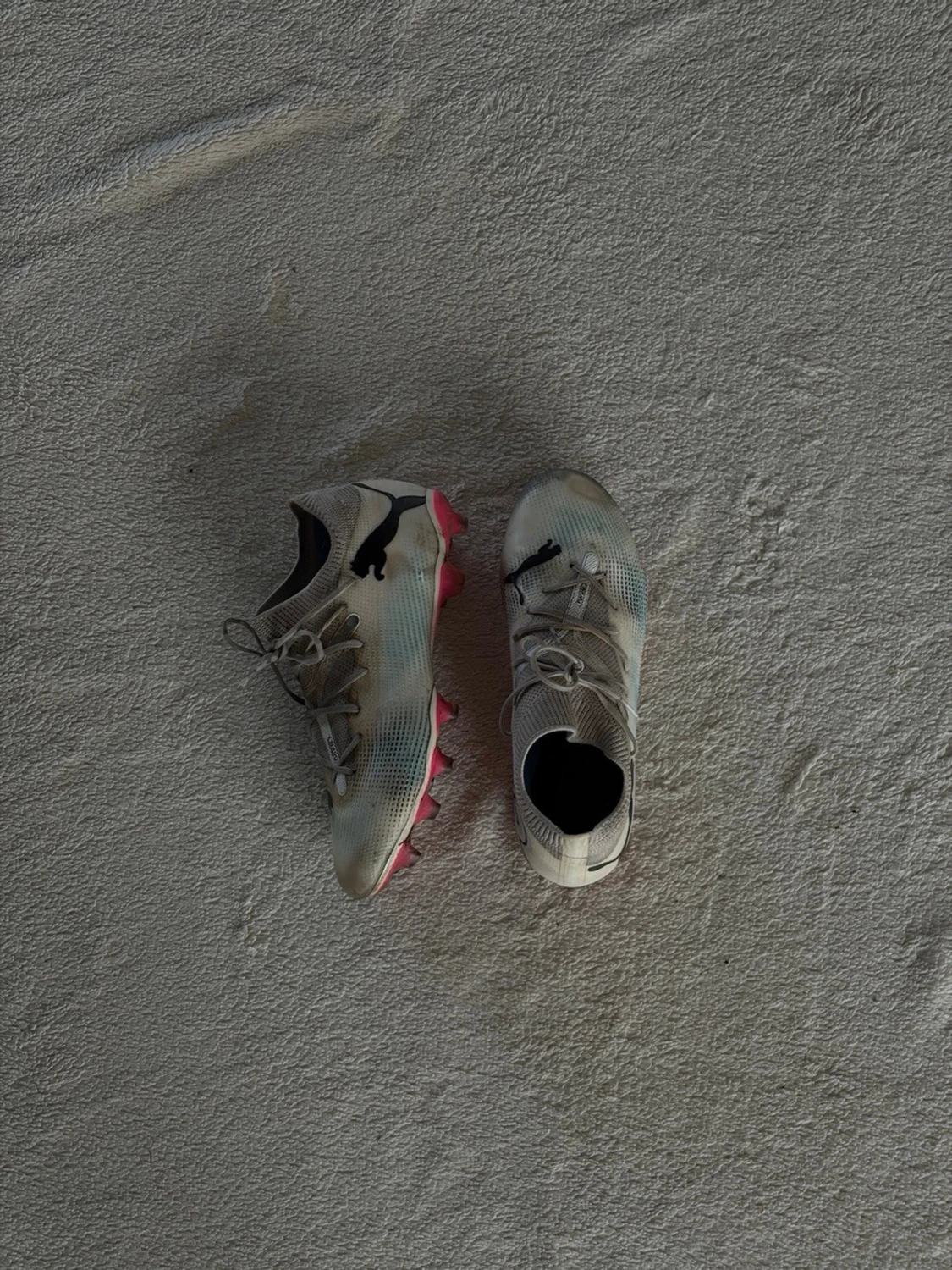 Puma fotbollsskor med rosa dobbar - 4