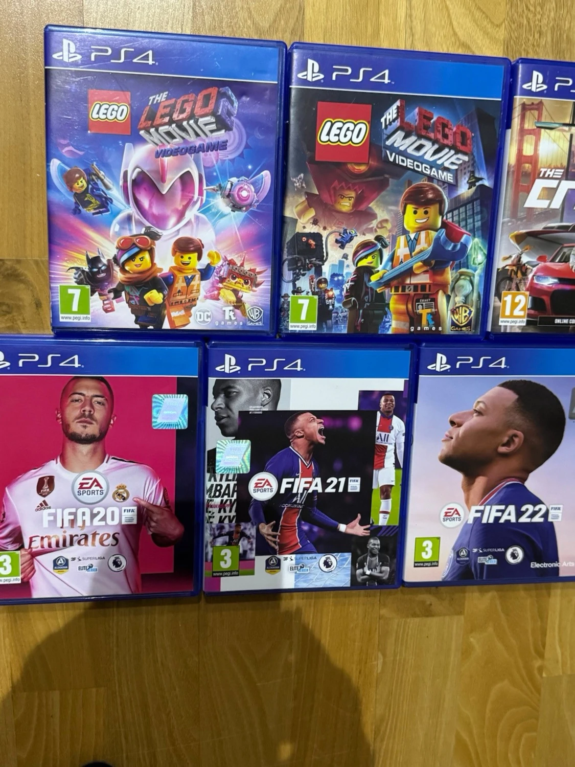 PS4 spelpaket med FIFA, LEGO & Crew - 3