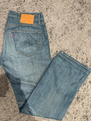 Levis 527 jeans - Levis 527 jeans k nyskick