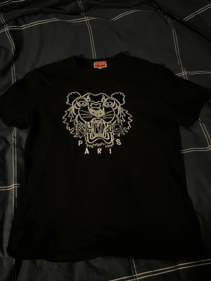 Kenzo t shirt - Använd få gånger