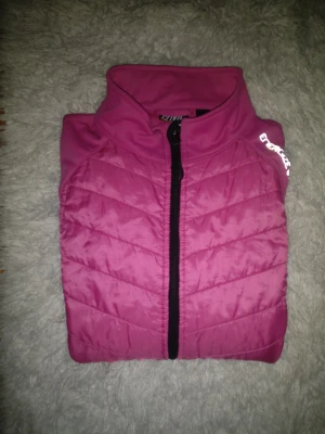 Pink jaclet - Smidig och snygg lätt jacka 