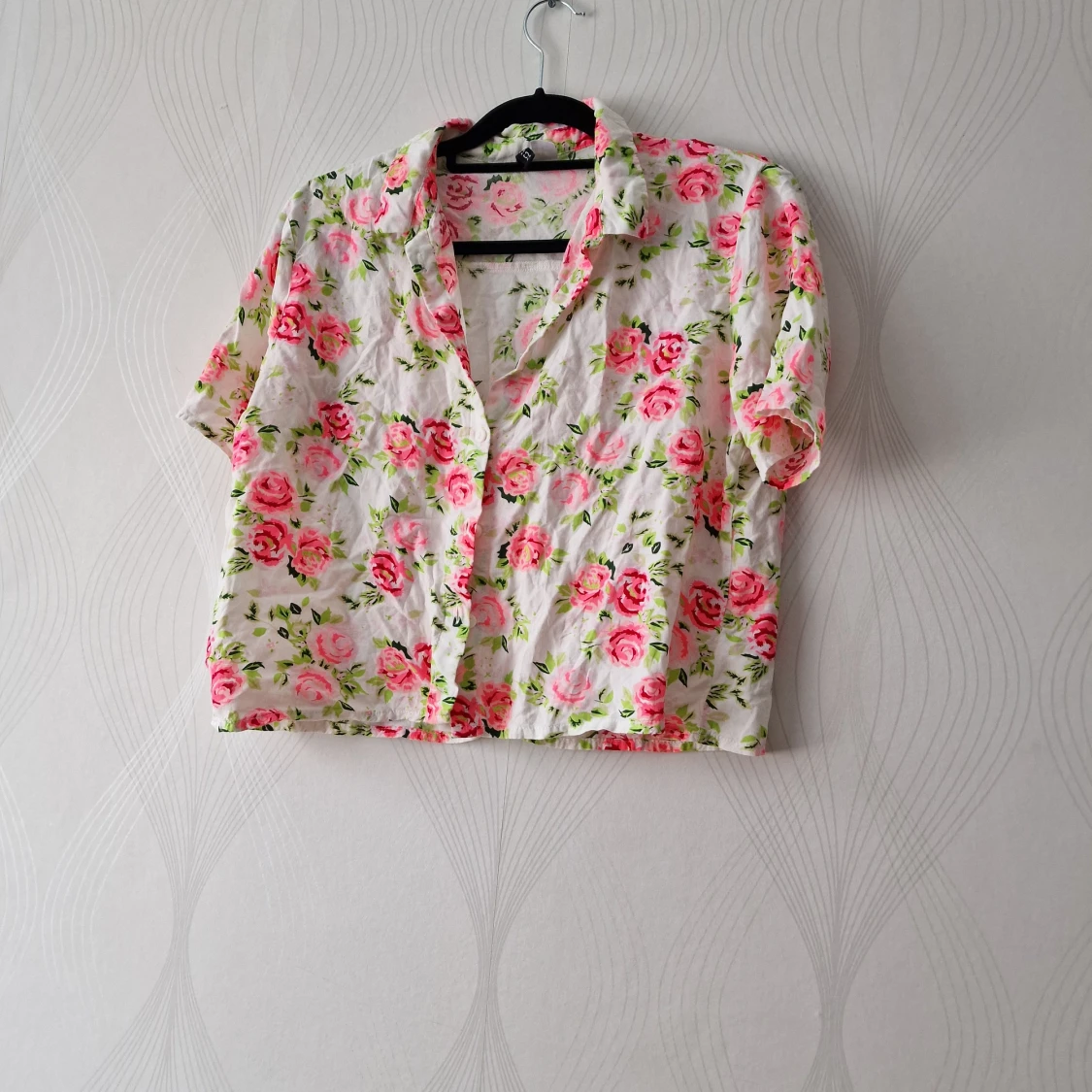 Blommig tröja  - 90