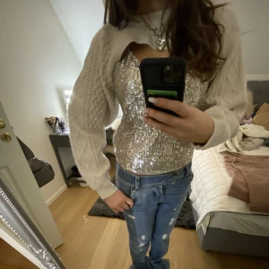 Långärmad stickad överdel - Långärmad stickad överdel💓💓