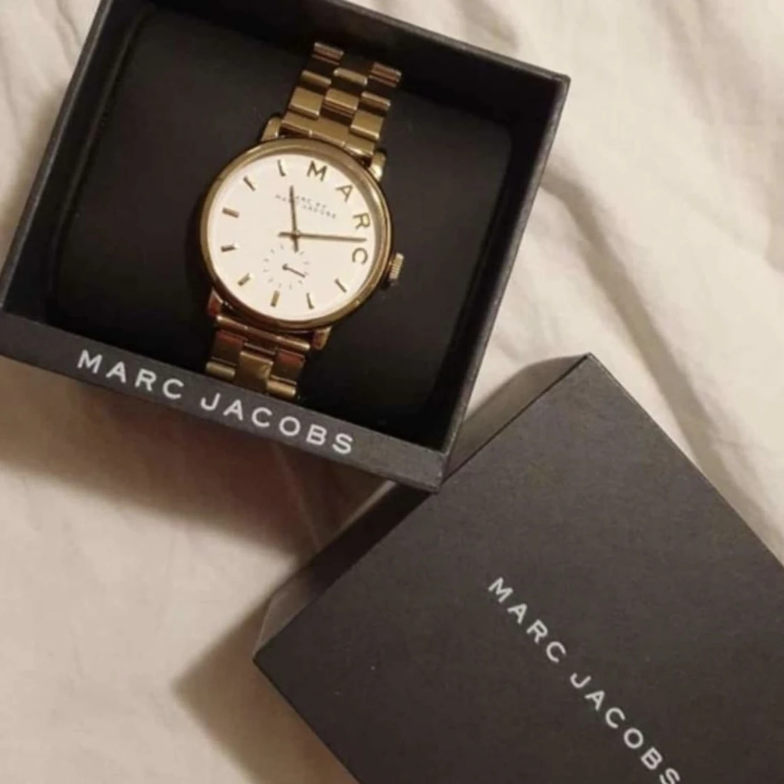 Marc Jacobs klocka i guld - 90