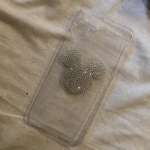 Mobilskal - Ett helt nytt iPhone 8 mobilskal Kontakta mig vid intresse ❤️ Endast swish❤️