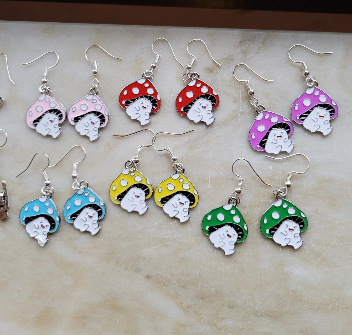 Örhängen med svampar!