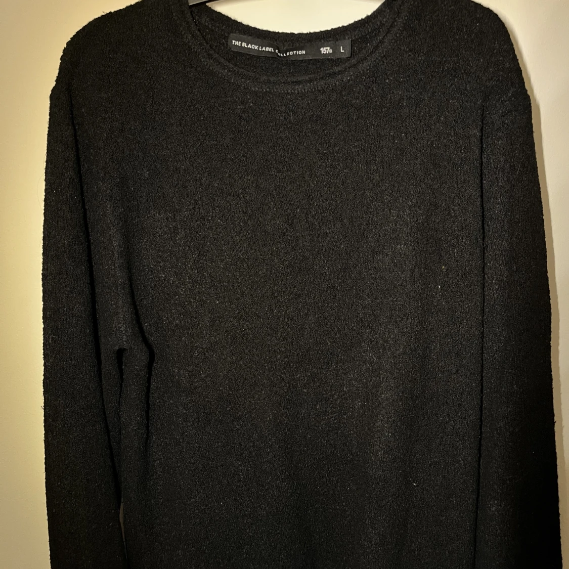Svart tröja - 91