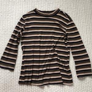 En fin trekvarts-ärmad tröja från zara 🤎💛🤩