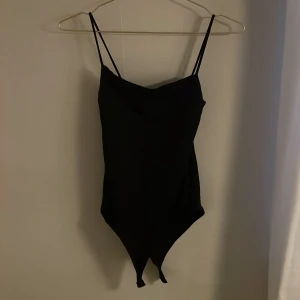 Body - Body från zara, knappt använd 