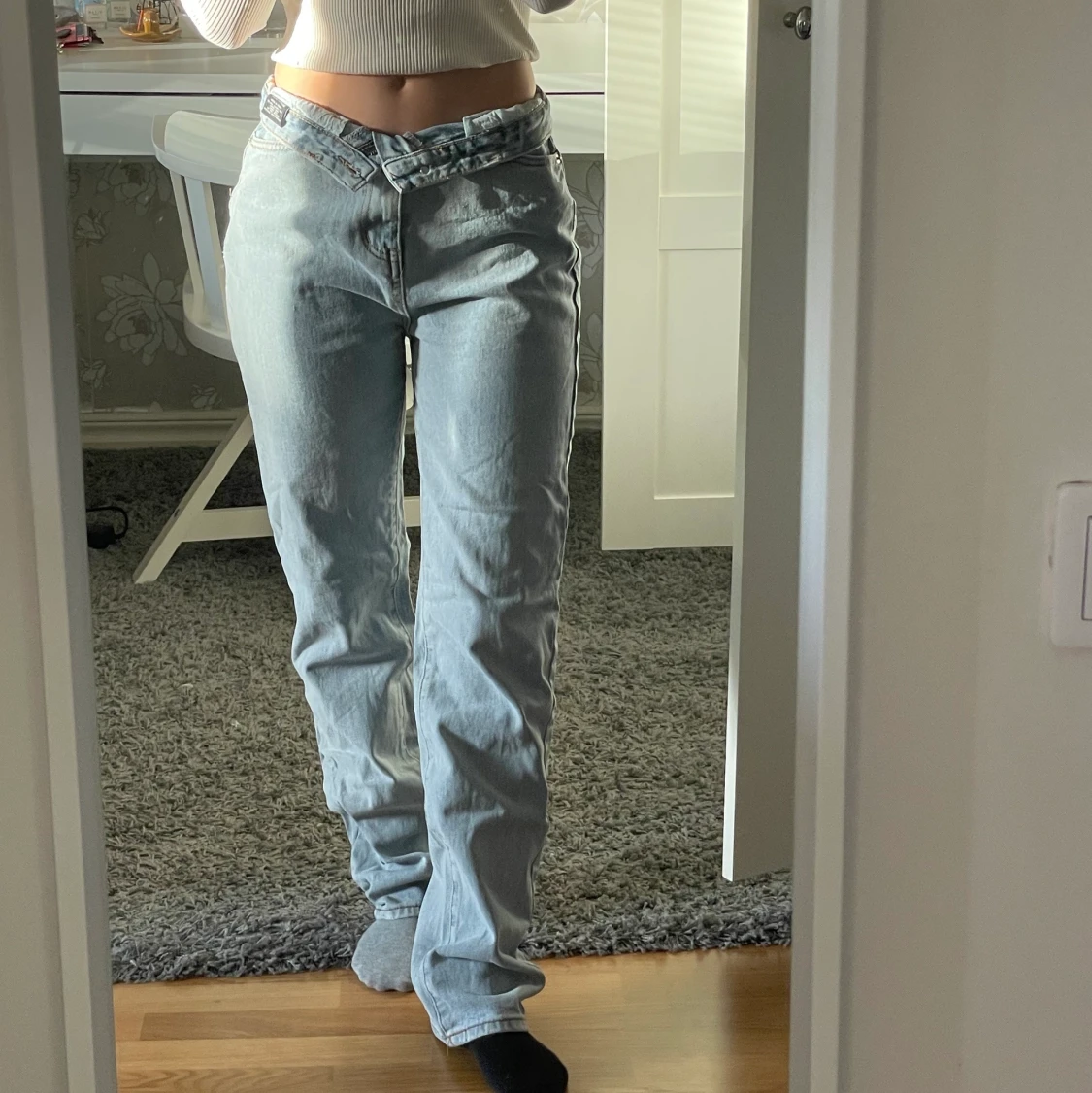 Så snygga lösa ljusa jeans!!🪐✨