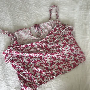 Somrigt linne - Superfint somrigt crop linne med knyta i ryggen🥰