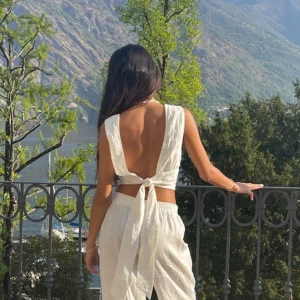 Amelie star x Nakd - Slutsåld topp från nakd💖 så fin till sommaren🌞🌞 tyvärr för stor för mig. Lapp är kvar, oanvänd!