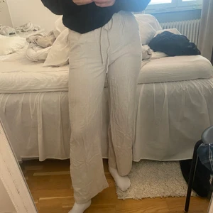 Linnebyxor  - Linné liknande byxor från hm 🌸