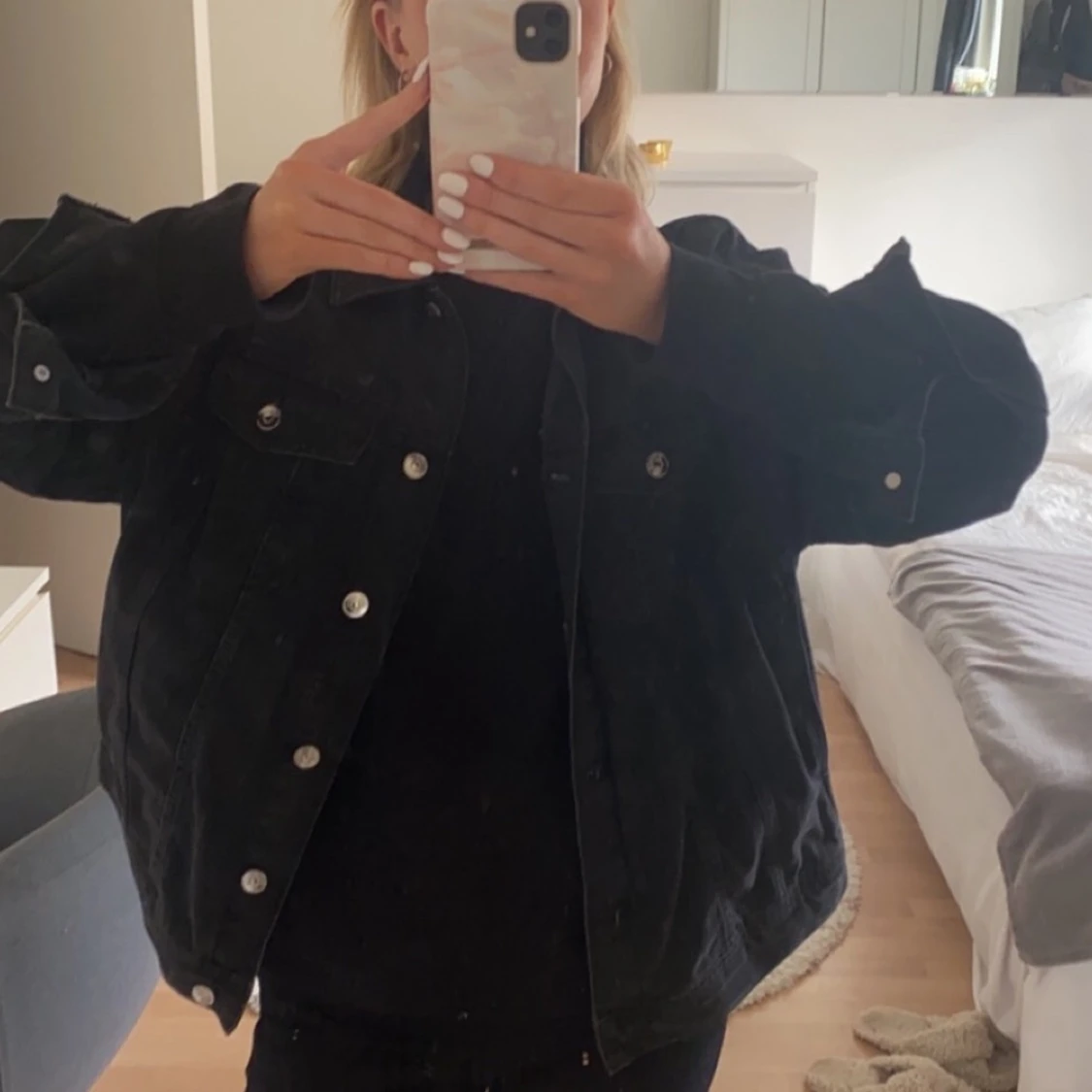 Svart jeansjacka - 90