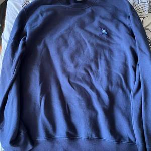 Arigato sweatshirt inköpt 2020 från deras hemsida, är i bra skick och strlk m