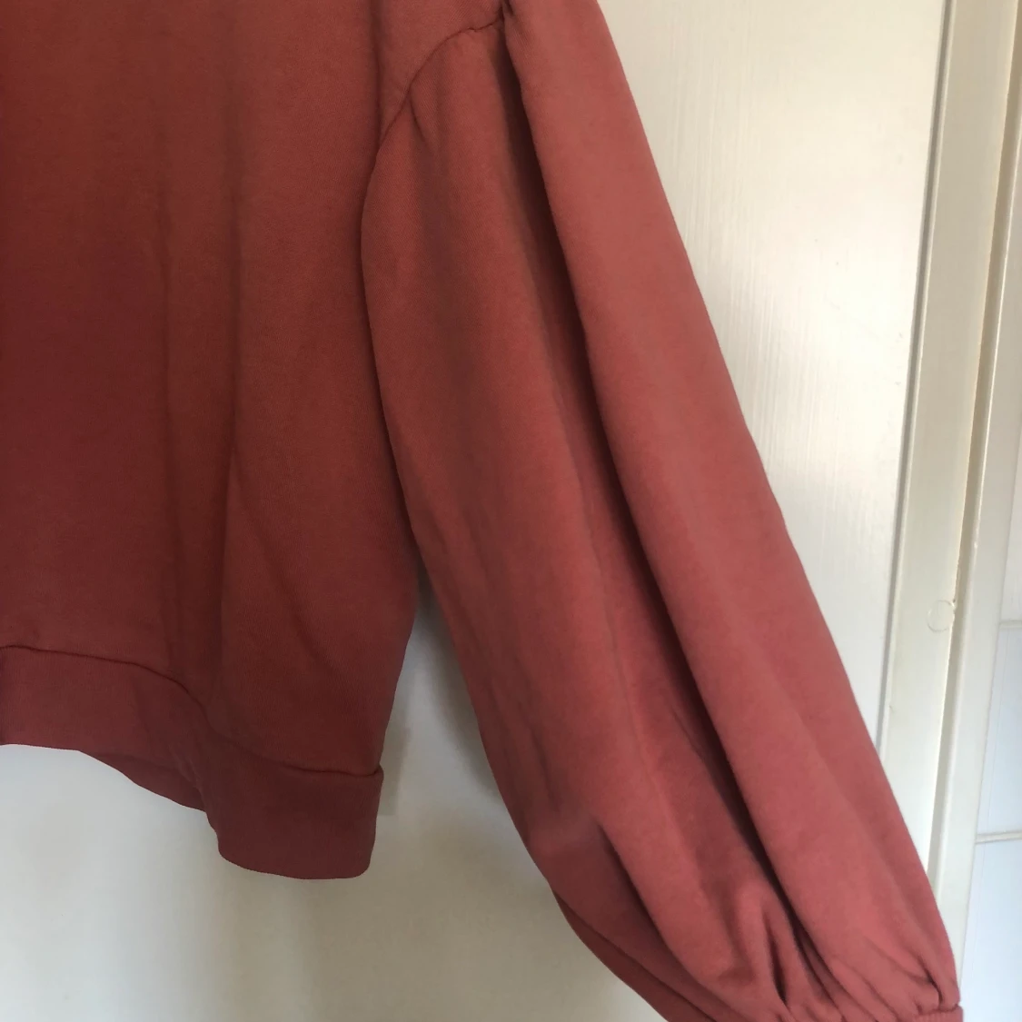 Sweatshirt object puffärmar  - 90