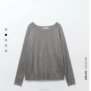 Stickad baströja  - Slutsåld tröja ifrån Zara som är oanvänd och har prislappen kvar, säljs då jag inte haft någon användning för den. Annars jättefin tröja i storlek M (töjbart material)💓 Köpt för 169kr säljs för 100kr ink frakt💓