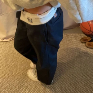 874 Dickies  - Intressekoll på dessa 874 dickies. Aldrig använda helt nya 