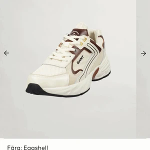 Mardo Sneakers Gant - Supersnygga sneakers storlek 39 i nyskick, endast använda en gång. Är så ledsen över att behöva sälja men de är tyvärr för stora för mig. Originalpris är 1400.