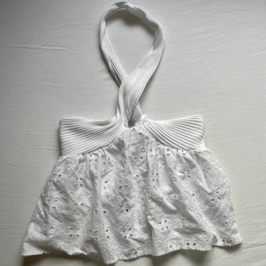 Vit zara topp - Superfin topp från zara i storlek S. Helt oanvänd med lappen kvar!