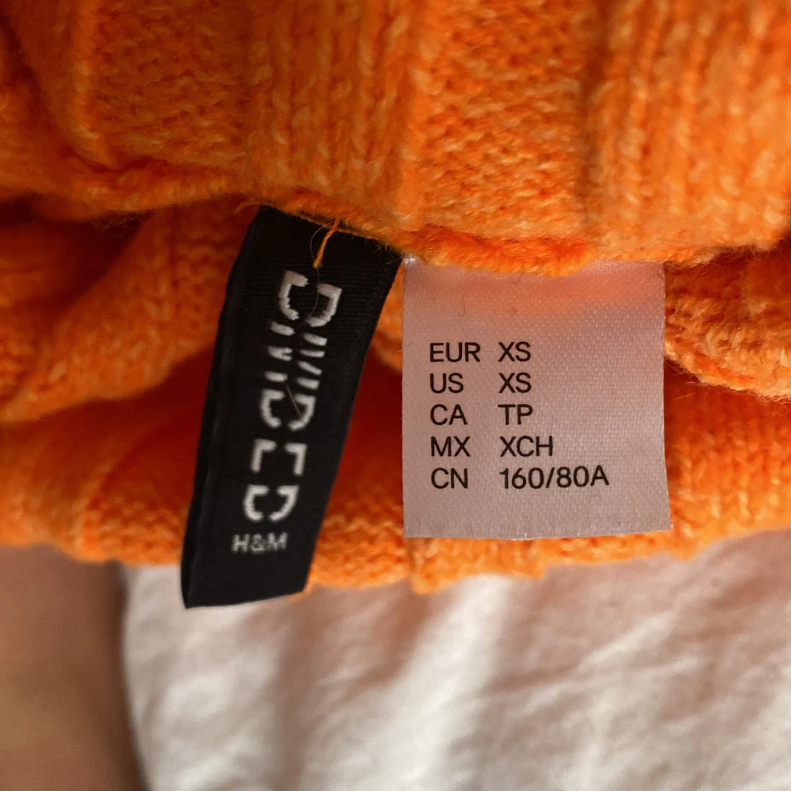 Orange polo från h&m strl Xs - 90