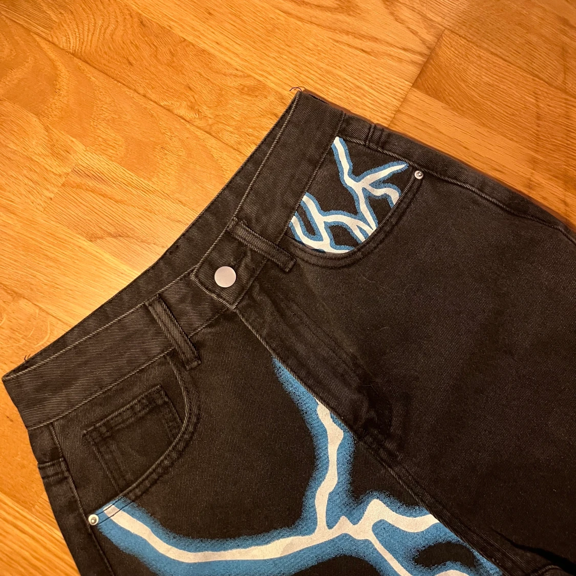 Jeans med blixt - 91