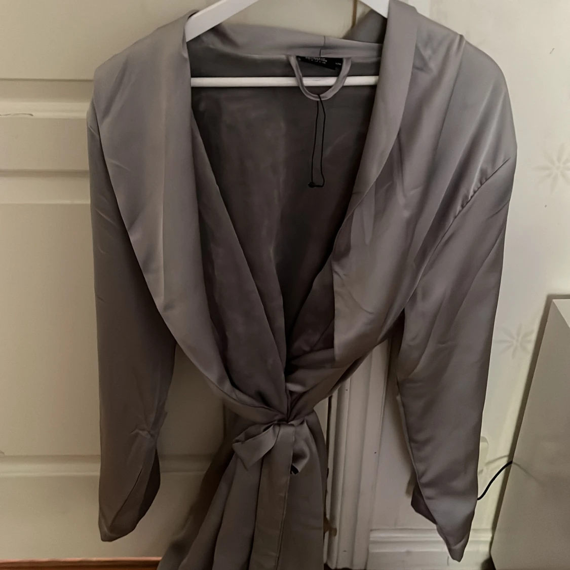 En supermysig morgonrock i siden och med teddyfleece inuti!  - 90