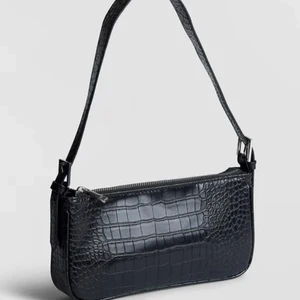 Väska - Väska från ginatricot. Köpt för 299kr säljer för 150 🫶🏽