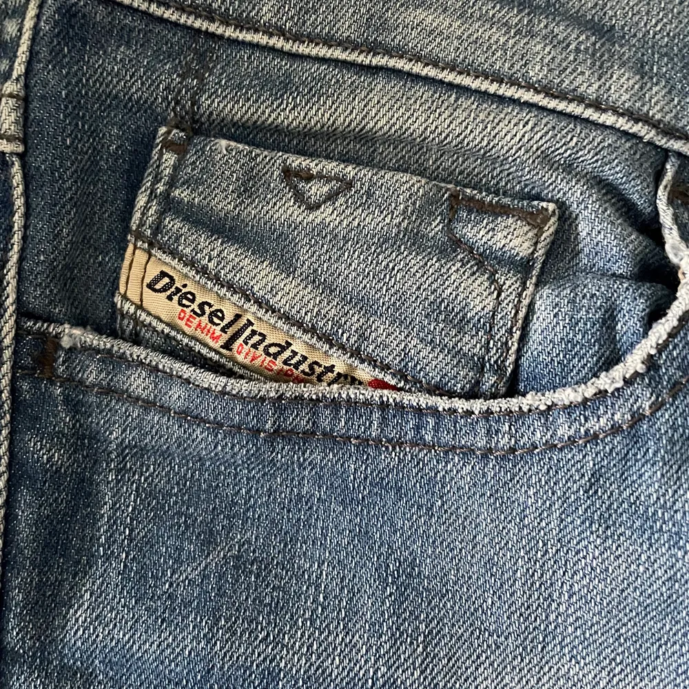 jätte fina jeans som inte längre kommer till användning💓. Jeans & Byxor.